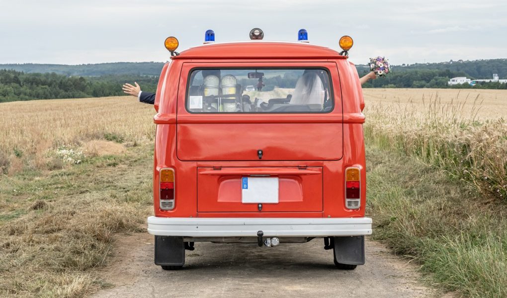 Quelle voiture pour mariage champêtre ?